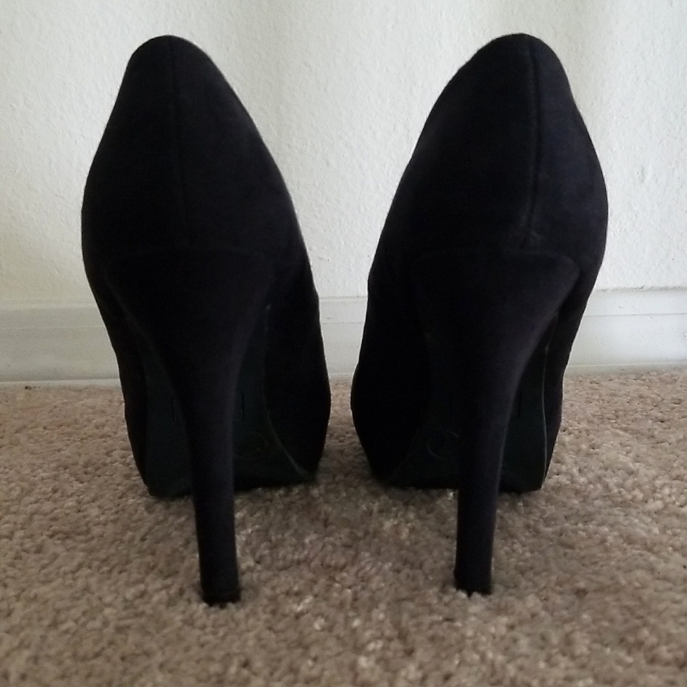Mossimo High Heels - Picture 3 of 7